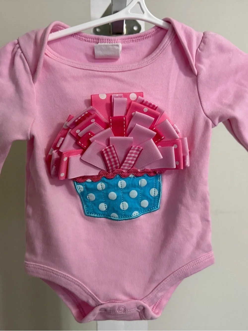 New Newborn Ribbon Cupcake Romper